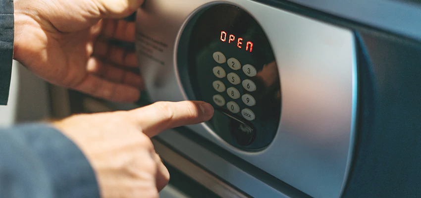 Cash Safe Openers in Casa de Oro-Mount Helix, California
