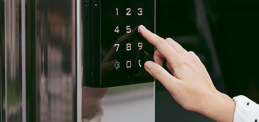 Property Management Locksmith For Lock Installation in Casa de Oro-Mount Helix, CA